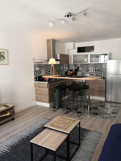 Ferienwohnung Les Arcades, T2 En Hypercentre La Rochelle  Exterior foto