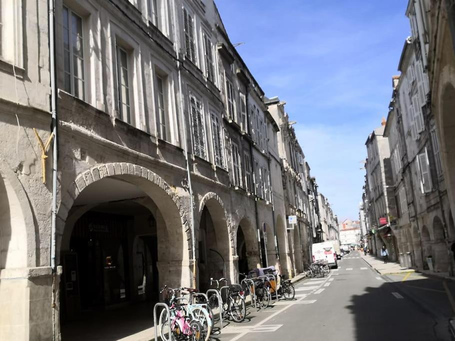 Ferienwohnung Les Arcades, T2 En Hypercentre La Rochelle  Exterior foto